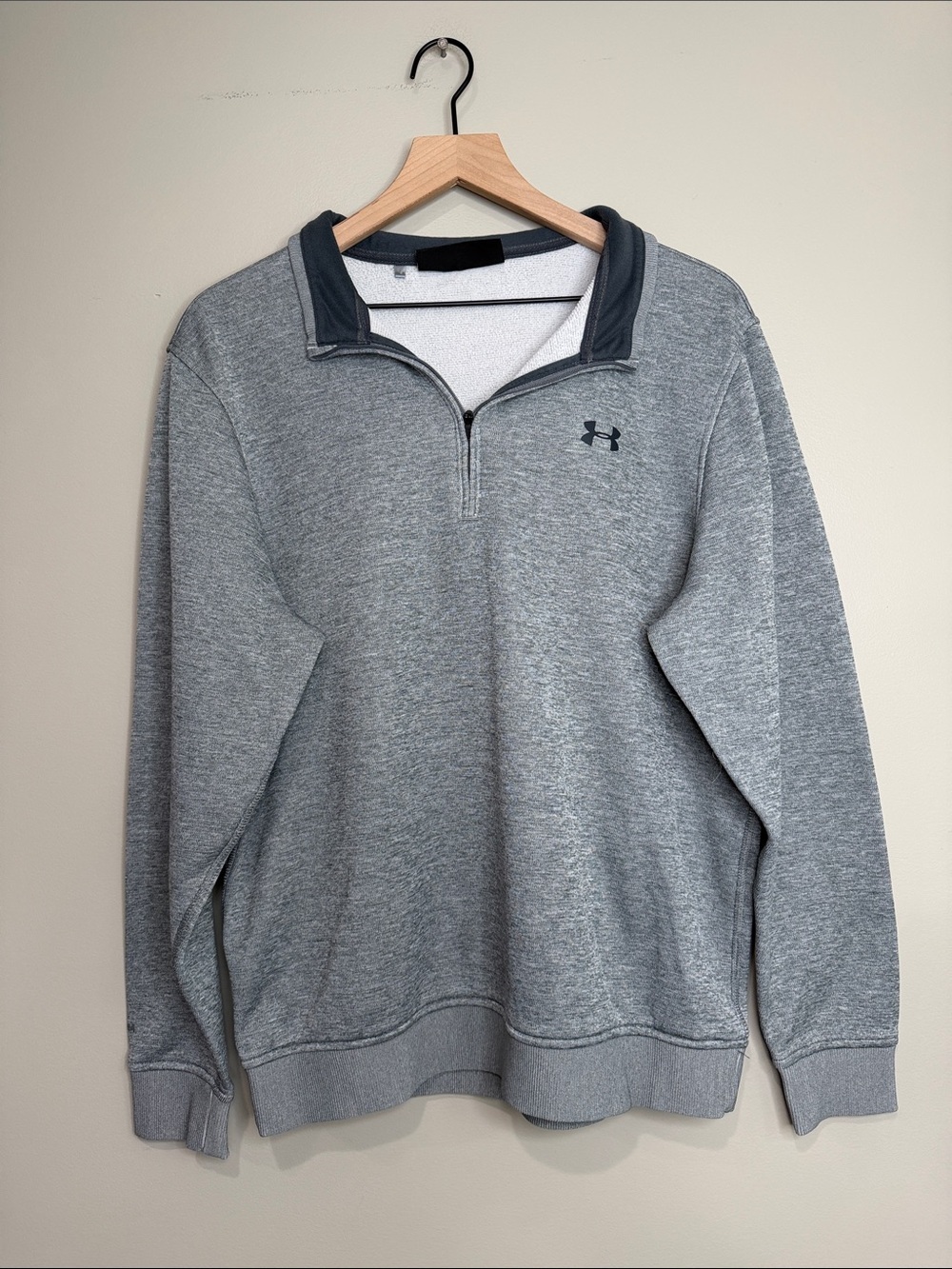 Under Armour Men's Heather Gray Quarter-Zip Pullover Large